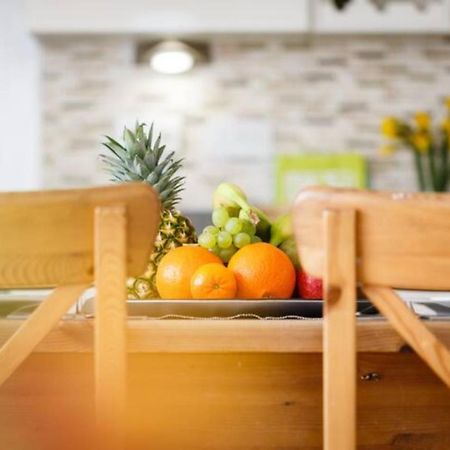 Contemporary Trumpington Apartment With Self Check-In ,Free On-Site Parking, Terrace, Super Fast Wifi & 5 Mins Drive To Papworth & Addenbrookes Hospitals كامبريدج المظهر الخارجي الصورة