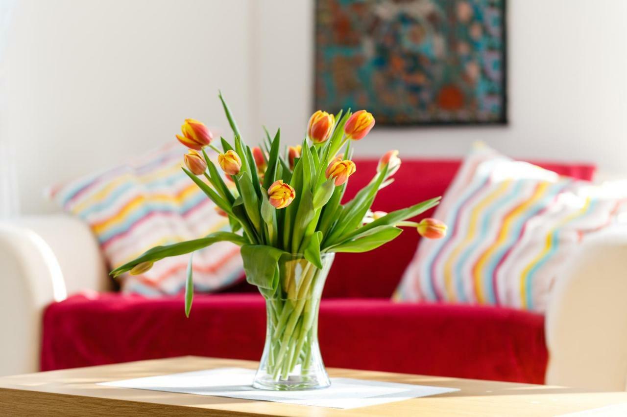 Contemporary Trumpington Apartment With Self Check-In ,Free On-Site Parking, Terrace, Super Fast Wifi & 5 Mins Drive To Papworth & Addenbrookes Hospitals كامبريدج المظهر الخارجي الصورة